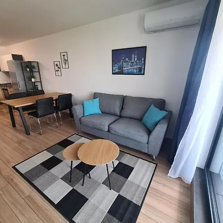 Sky Flats With Parking Apartman *