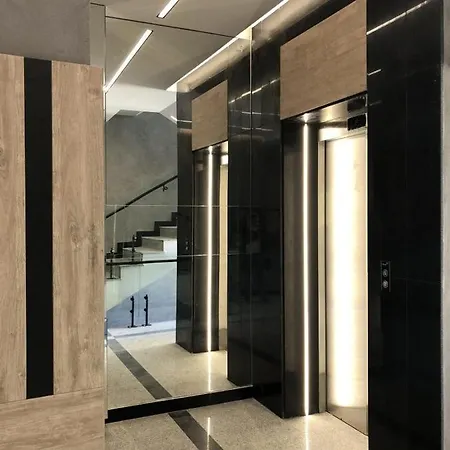 Sky Flats With Parking Várna