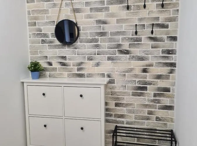 Sky Flats With Parking *